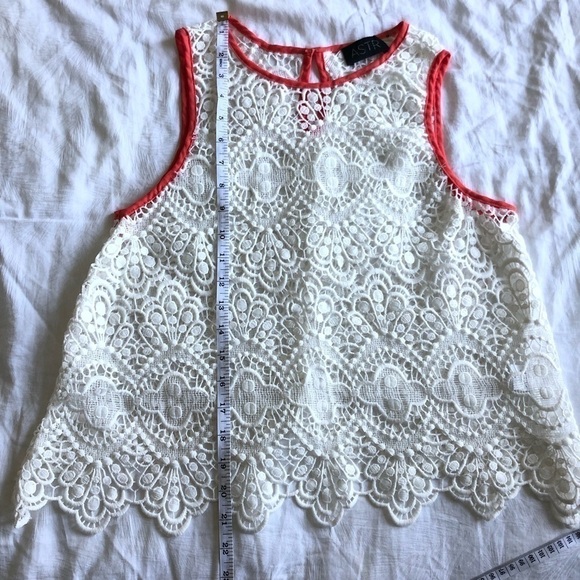 𝅺astr The Label Crochet Lace White Tank Top with Pink Trim - Picture 8 of 9